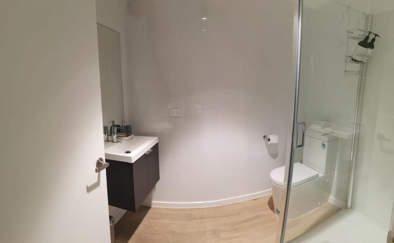 Queenstown Central - Walk To Town - Free Parking - Wifi And Smart Tv - Gym Ngoại thất bức ảnh
